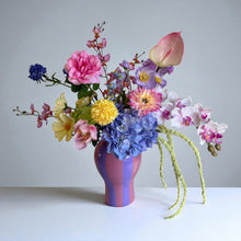 Load image into Gallery viewer, Cosmic Chatter ♊️ (Limited edition Gemini Bouquet)
