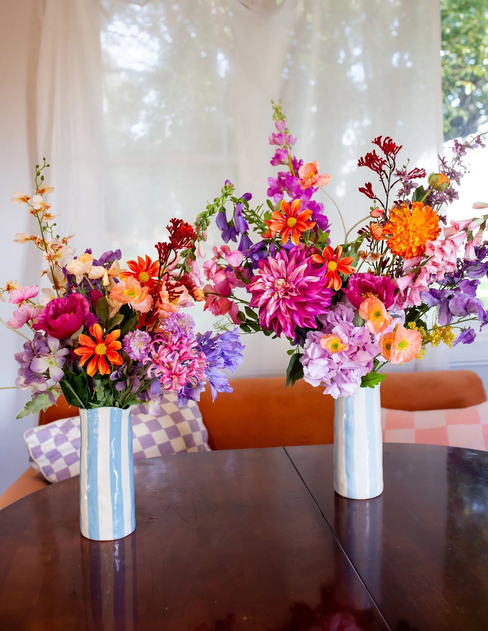 Bright online fake flowers