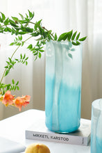 Load image into Gallery viewer, Cloudbreak Vase
